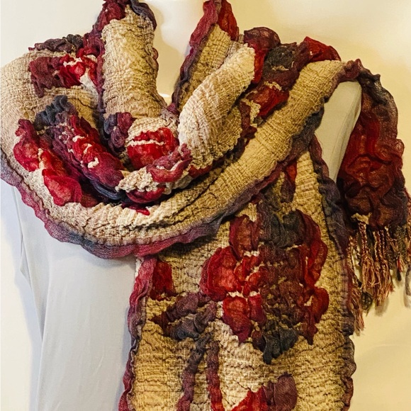 Bohemian Shabby Chic -Ruby/Latte - Picture 4 of 11